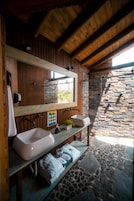 Cabaña Deluxe | Baño | Zapatillas