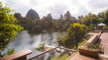 Luxury Cabin | Exterior