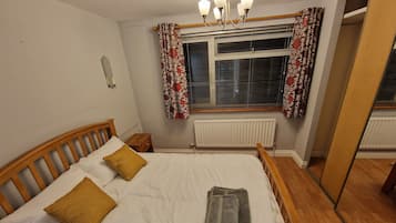 1 bedroom, iron/ironing board, free WiFi, bed sheets