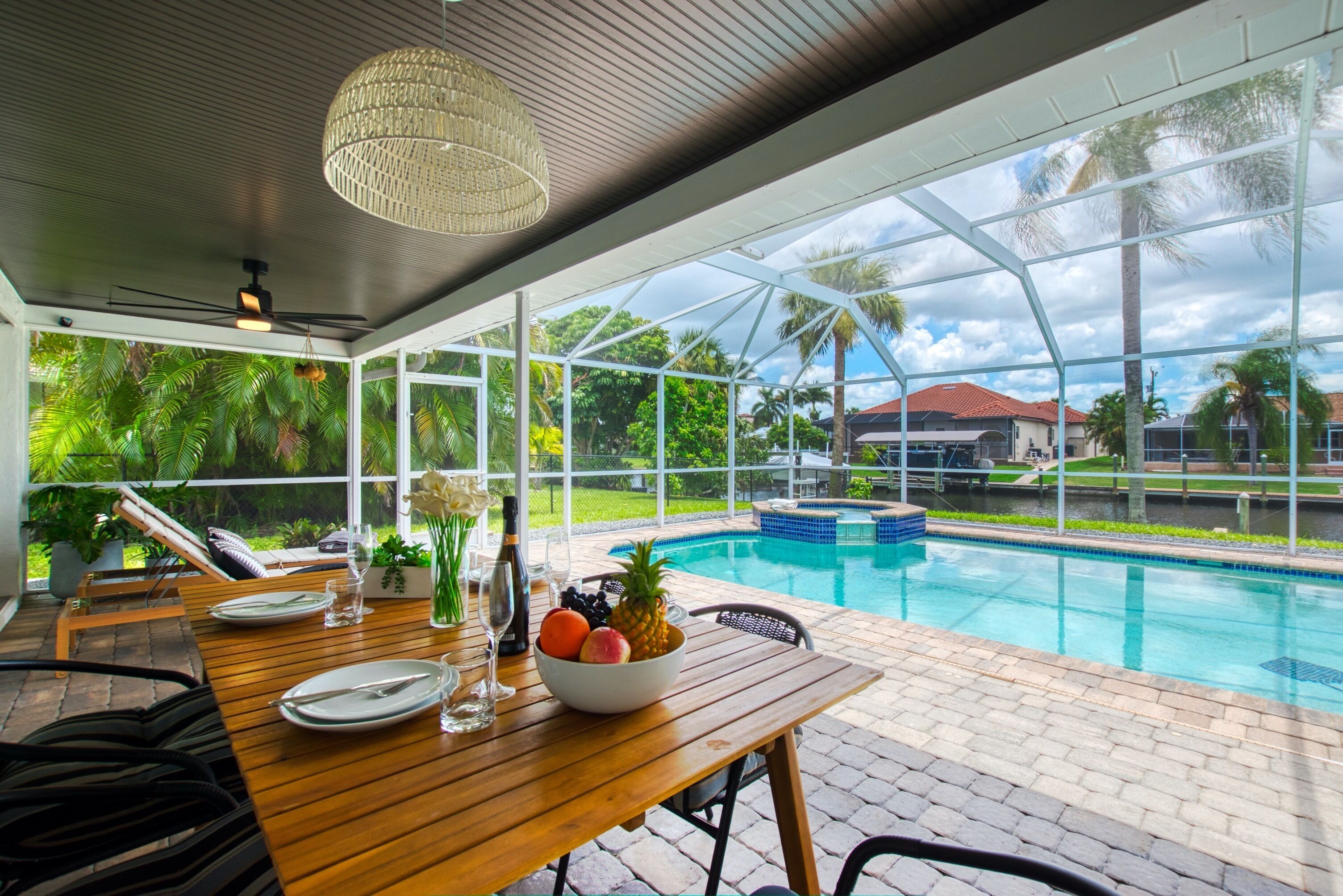 室外泳池、暖水池