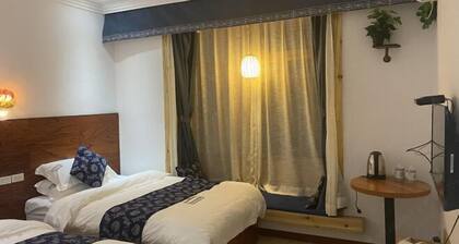 Jianhe Hot Spring Linsen Collection Theme Hotel