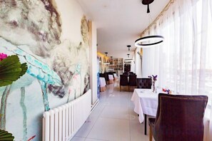 Dining - Lantian Hotel (Hulunbuir Ancient City) (Hulunbuir)