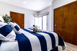 2 عدّة غرف نوم ومكتب ومكواة/لوح كي وواي فاي