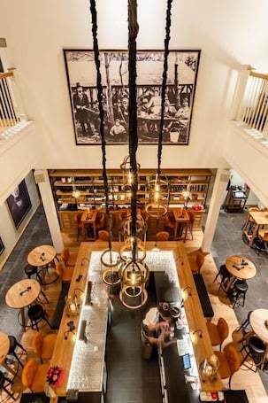 Restaurant. Hotel Gut Altona