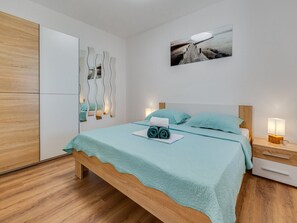 1 bedroom, iron/ironing board, WiFi, bed sheets - Rina Apartments - Superior One Bedroom Apartment with Terrace and Sea View (Baric Draga)