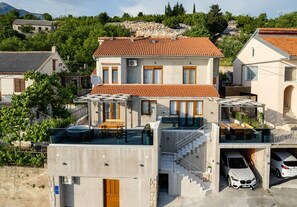 Exterior - Rina Apartments - One Bedroom Apartment with Terrace and Sea View (Baric Draga)