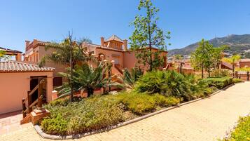 Jardines del alojamiento
