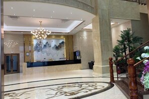 Unclassified image, 2 of 31, button - Bohai Hotel （Taishan Chonglou) (Taishan)