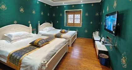 Zangjia Jiedai Brother Guest House