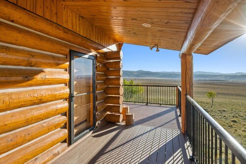 Sweet MTN Cabin 2bedroom 2bath picturesque views