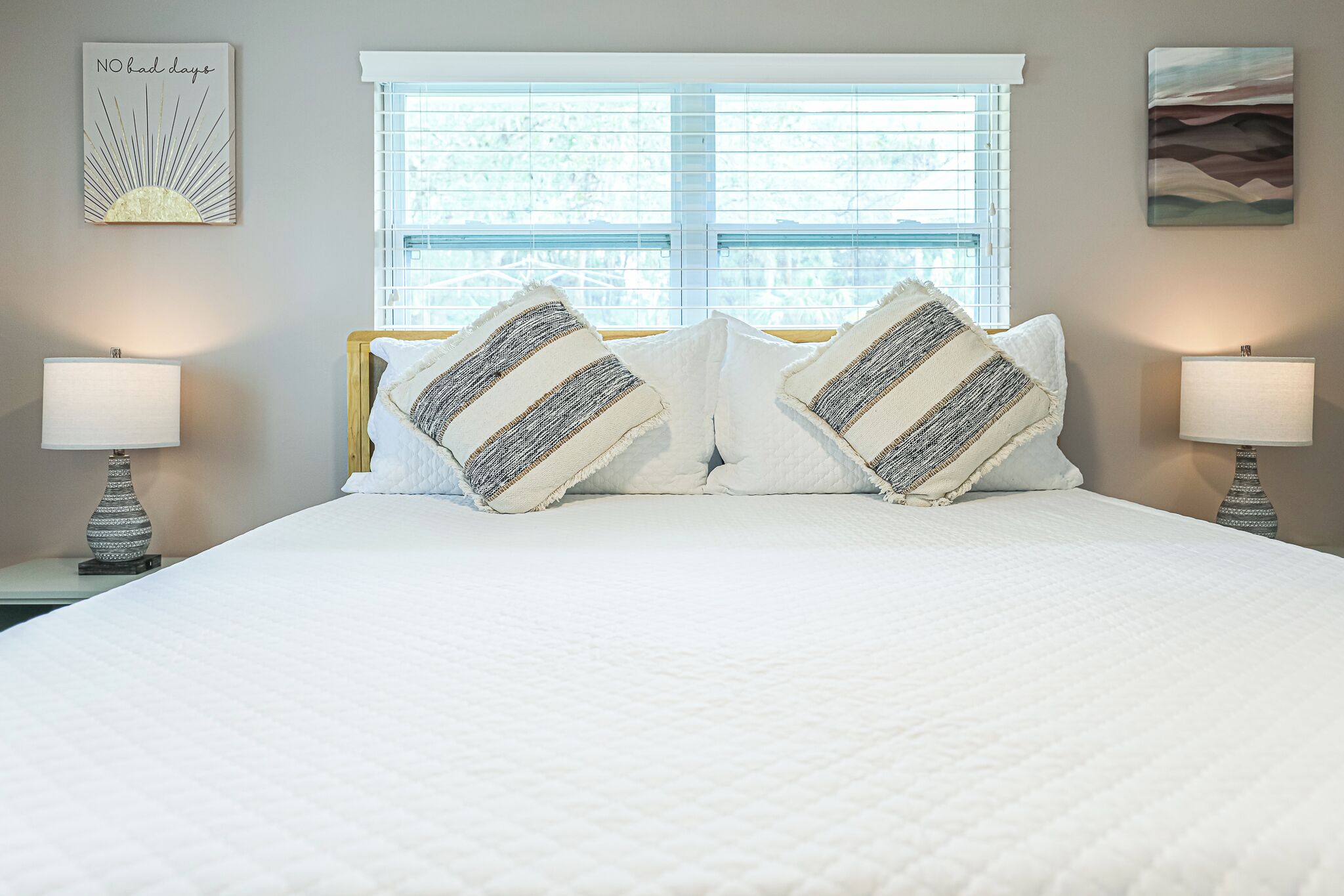 3 bedrooms, desk, iron/ironing board, free WiFi