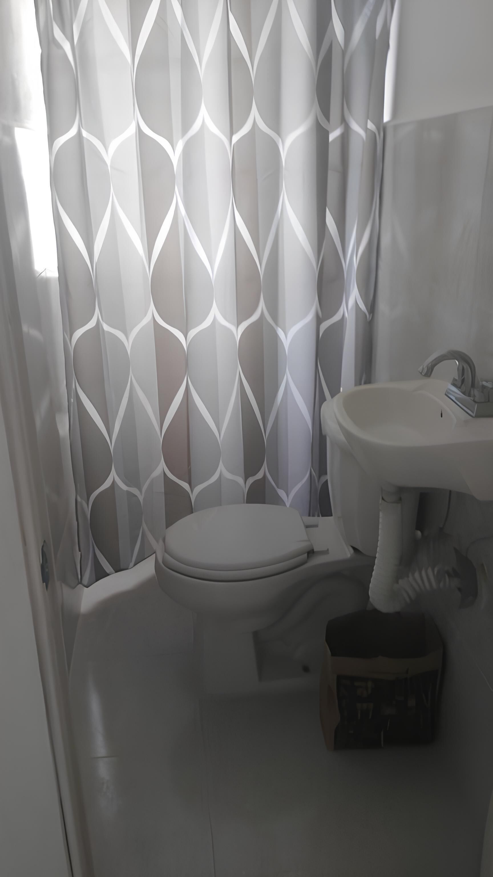 Foto - Hostal Oficinas Posada Albergue a 5 minutos Foro Sol Palacio Deportes Aeropuerto Mochileros backpack