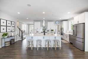 Large fully stocked kitchen with huge island, new stainless steel appliances, and large walk-in pantry. - Lakefront with 120' Beach, Views, Wifi @ Lake Anna (Mineral)