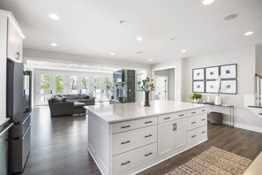 Large fully stocked kitchen with huge island, new stainless steel appliances, and large walk-in pantry. - Lakefront with 120' Beach, Views, Wifi @ Lake Anna (Mineral)