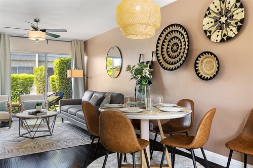 Scott Place - Amazing location, heated pool, vibrant space awaits!