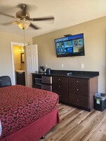 Habitación individual básica | Escritorio, cortinas opacas, sistema de insonorización