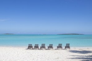 Beach - Sand Dollar Unit: Sandy Isle Escapes -formally Shoreline Beach Club (Rolleville)