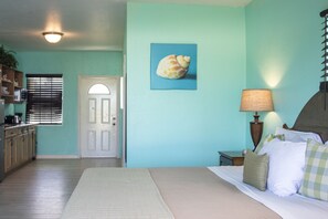1 bedroom, WiFi - Sand Dollar Unit: Sandy Isle Escapes -formally Shoreline Beach Club (Rolleville)
