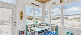 The BEST VIEWS with family friendly gameroom!