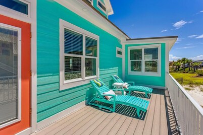 The BEST VIEWS with family friendly gameroom!