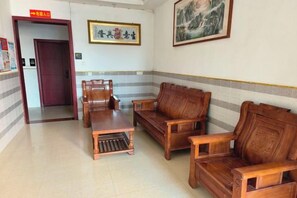 Unclassified image, 5 of 53, button - Huachen Business Hotel (Wan'an)