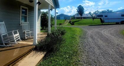 Private apartment on a beautiful private farm!