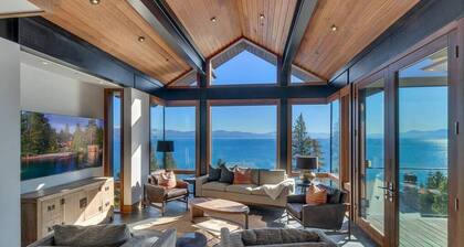 Luxury Villa, Panoramic Views, Pier, Concierge!