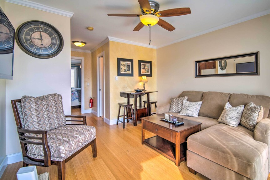 Beautiful Brigantine Condo - Walk To Beach! - Brigantine Beach, NJ