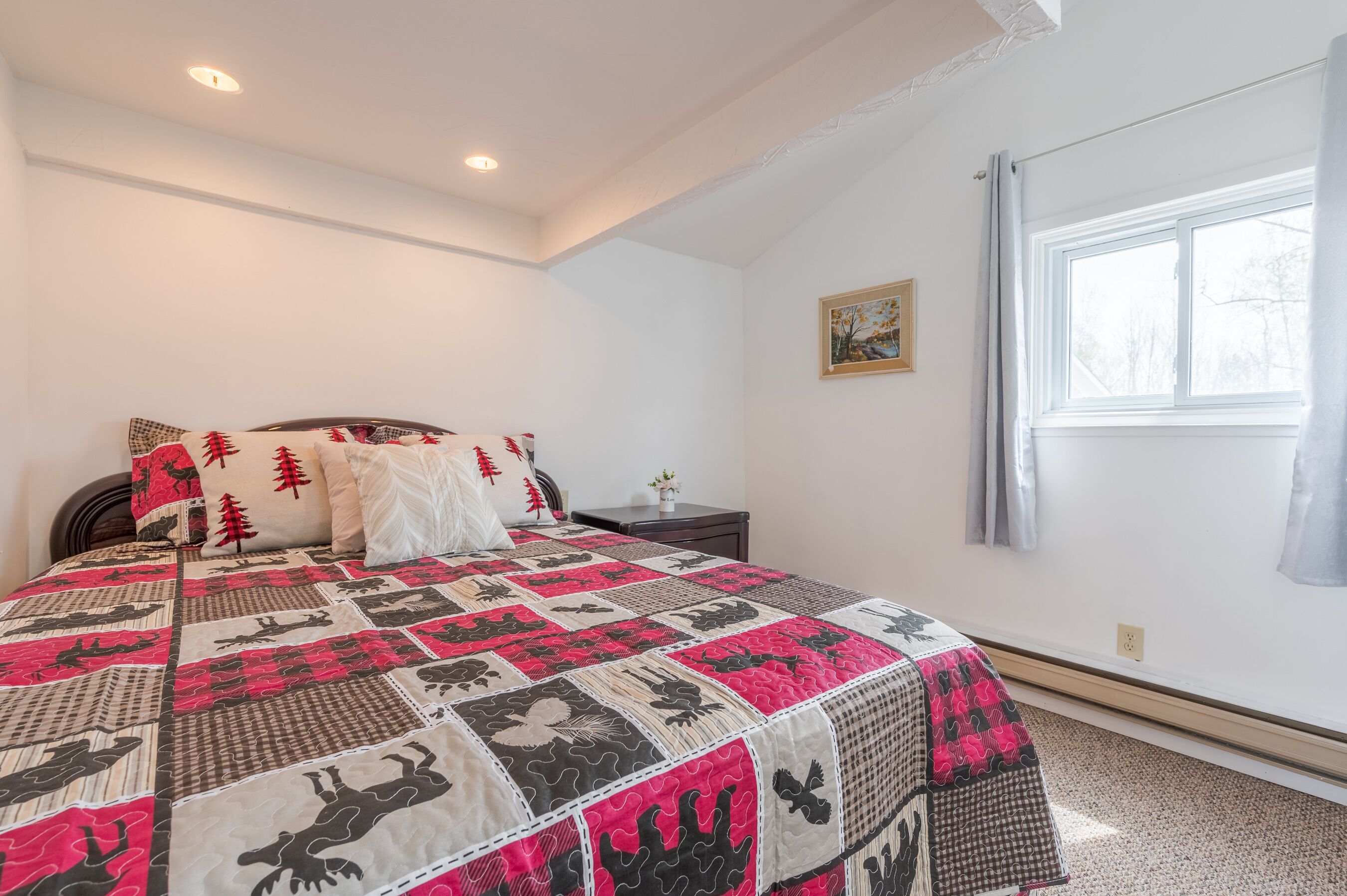 3 camere, una cassaforte in camera, una scrivania, ferro/asse da stiro