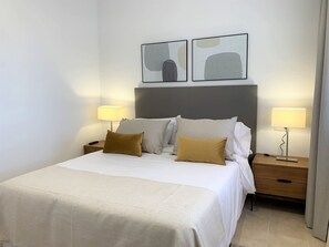 1 dormitorio, tabla de planchar con plancha, wifi gratis y ropa de cama
