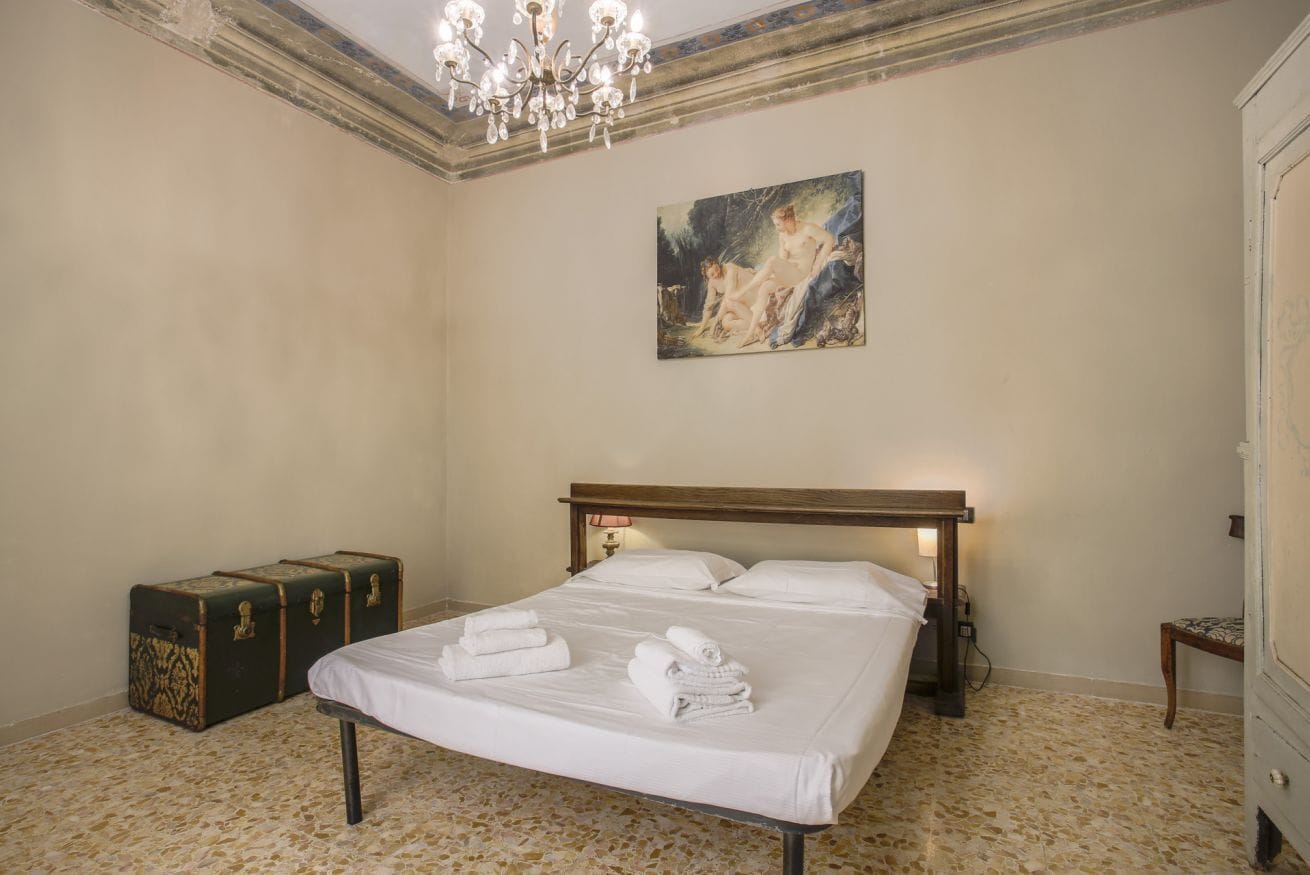 3 bedrooms, iron/ironing board, travel crib, WiFi