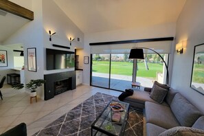 Tv, pejs, smarte højttalere, stereoanlæg