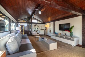 Smart TV, fireplace, video games