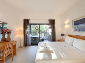 2 Schlafzimmer, Bügeleisen/Bügelbrett, Internetzugang, Bettwäsche