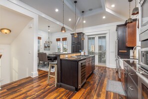 Fridge, microwave, oven, stovetop - Breathtaking Home w/Private Pool, Walk 2 Beach w/Beach Wagon, Pools, Hot Tub, Tennis - Destin Pointe (Destin)