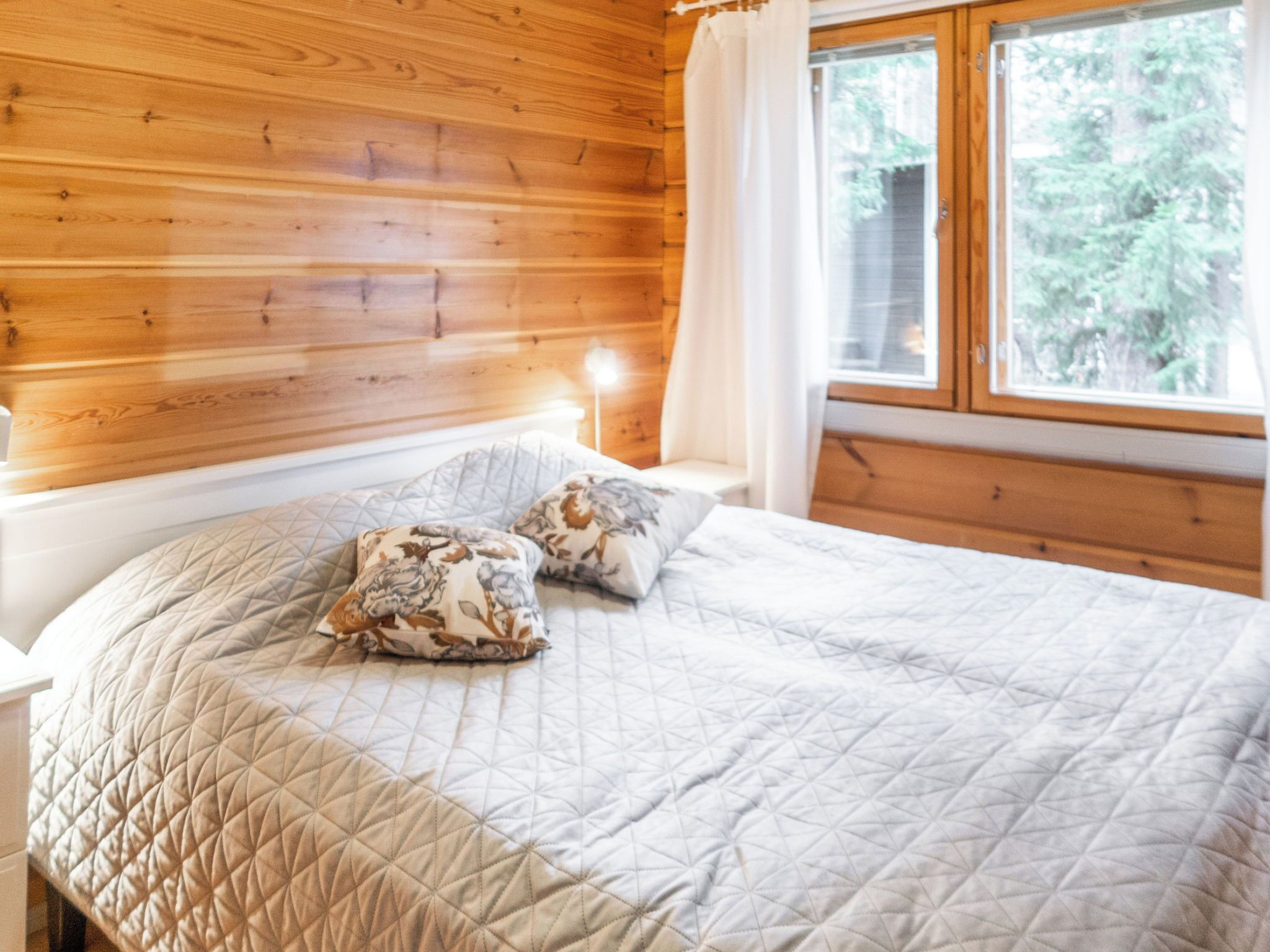 2 makuuhuonetta, internet