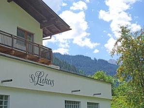 Exterior detail - Apartment Gams by Interhome (See)