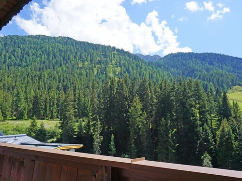 Elisabeth by Interhome