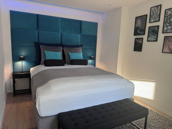 1 bedroom, iron/ironing board, travel cot, free WiFi