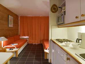 Fridge, dishwasher, coffee/tea maker, toaster - Bright apartment at the slopes · Sleeps 5 · Pets allowed (Belle Plagne)