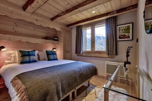 3 chambres, fer et planche à repasser, accès au Wi-Fi (inclus)