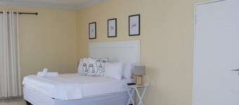 Moden styled rooms for a refreshing evening.