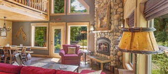 Escape the Tech-connected at Relaxing Elk Meadows