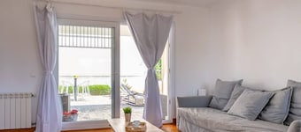 5 bedroom accommodation in Norte
