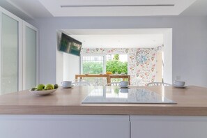 Nicht klassifiziertes Bild, 3 von 36, Schaltfläche