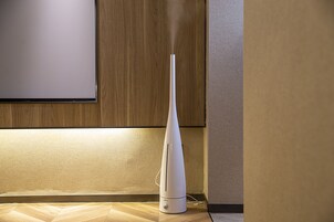 Blackout drapes, free WiFi