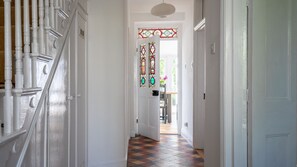 Interior - Kimkeri, Bourton-on-the-Water - sleeps 6 guests  in 3 bedrooms (Bourton-on-the-Water)