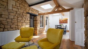 Dining - Kimkeri, Bourton-on-the-Water - sleeps 6 guests  in 3 bedrooms (Bourton-on-the-Water)