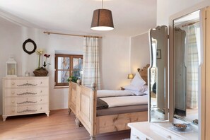 1 Schlafzimmer, Schreibtisch, Bügeleisen/Bügelbrett, kostenloses WLAN