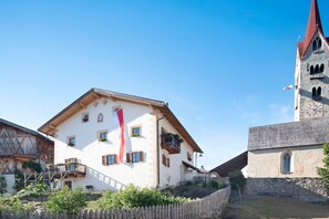 Exterior - Historic Holiday Apartment Huber Stube with Mountain View, Balcony and Wi-Fi (Lajen)